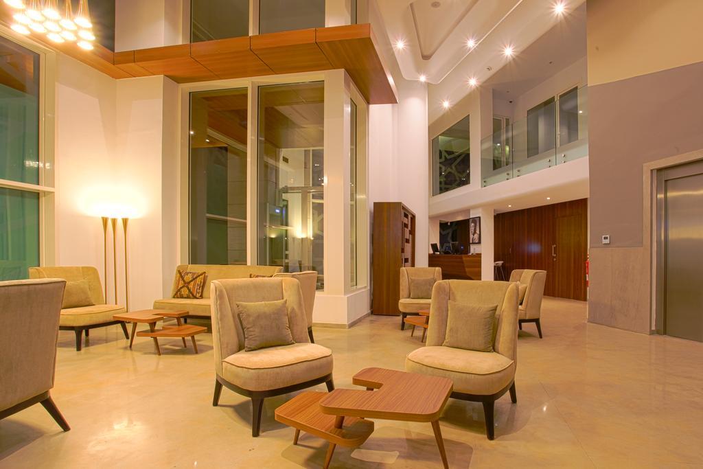 Hotel Kyriad Centre 2*